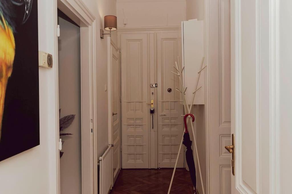 Modern Stylish Comfortable 2 Bedroom Apartment เวียนนา ภายนอก รูปภาพ