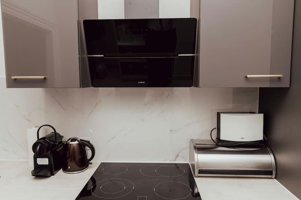 Modern Stylish Comfortable 2 Bedroom Apartment เวียนนา ภายนอก รูปภาพ