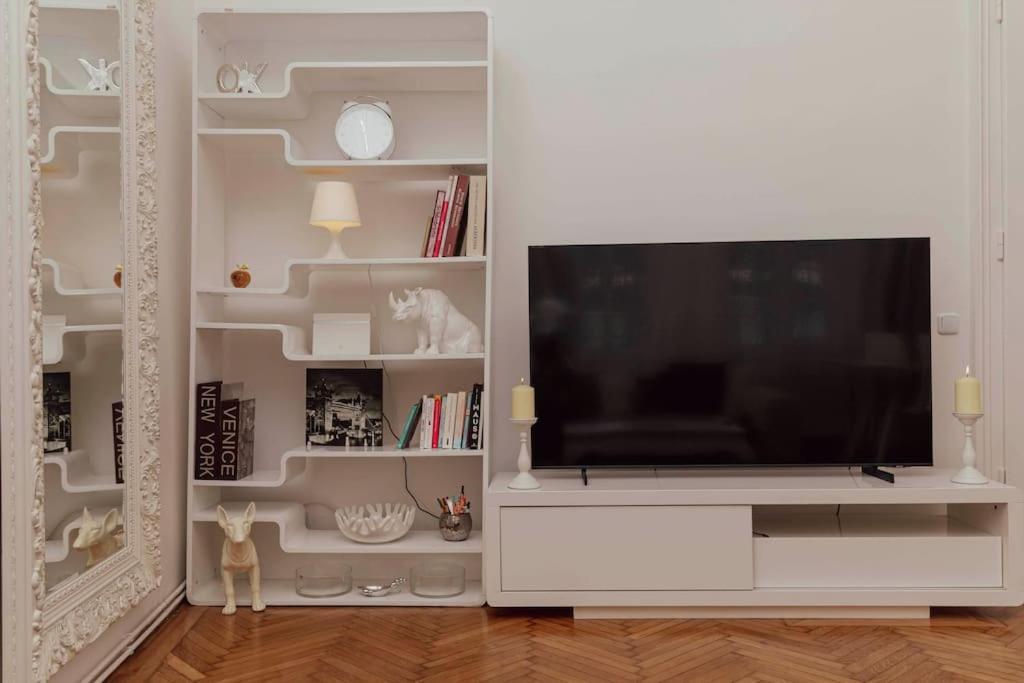 Modern Stylish Comfortable 2 Bedroom Apartment เวียนนา ภายนอก รูปภาพ